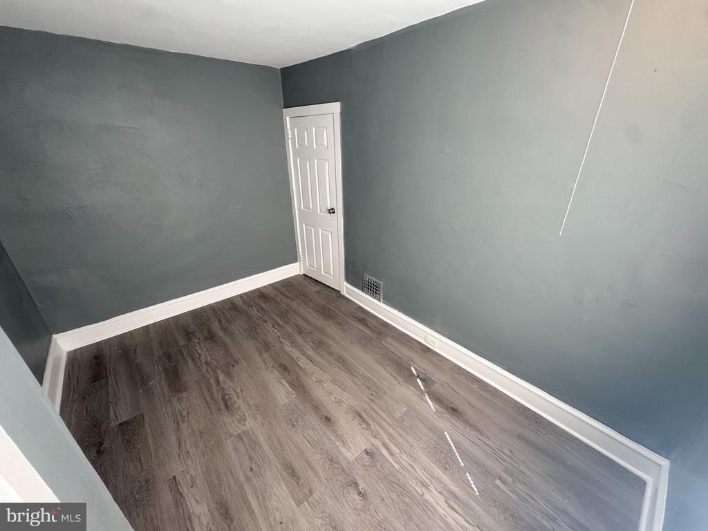 2640 S Robinson Street - Photo 9