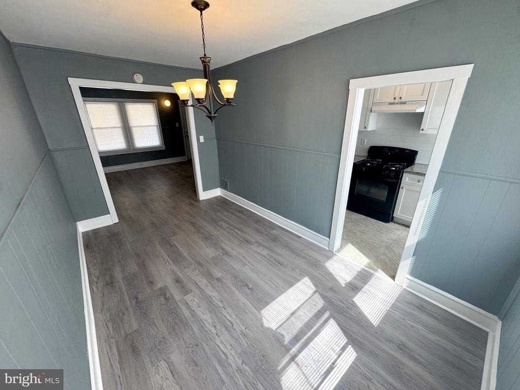 2640 S Robinson Street - Photo 5