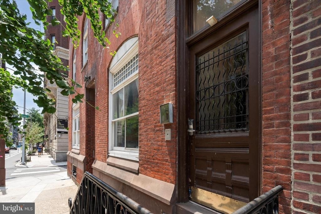 240 S 13th Street - Photo 0