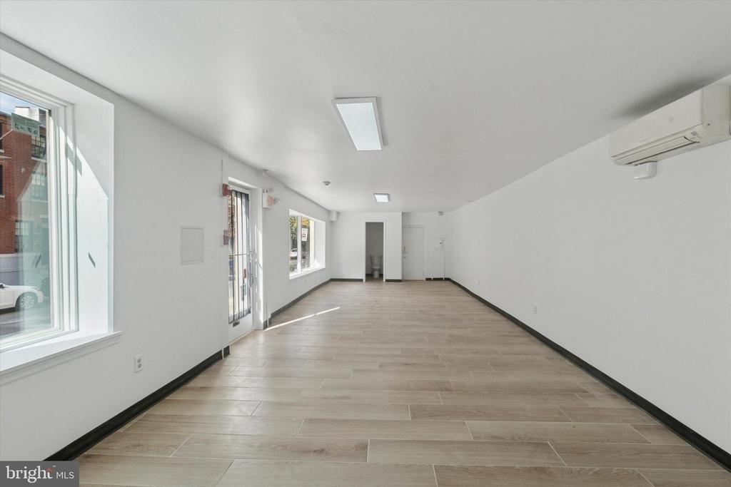 1538 Pine Street - Photo 2