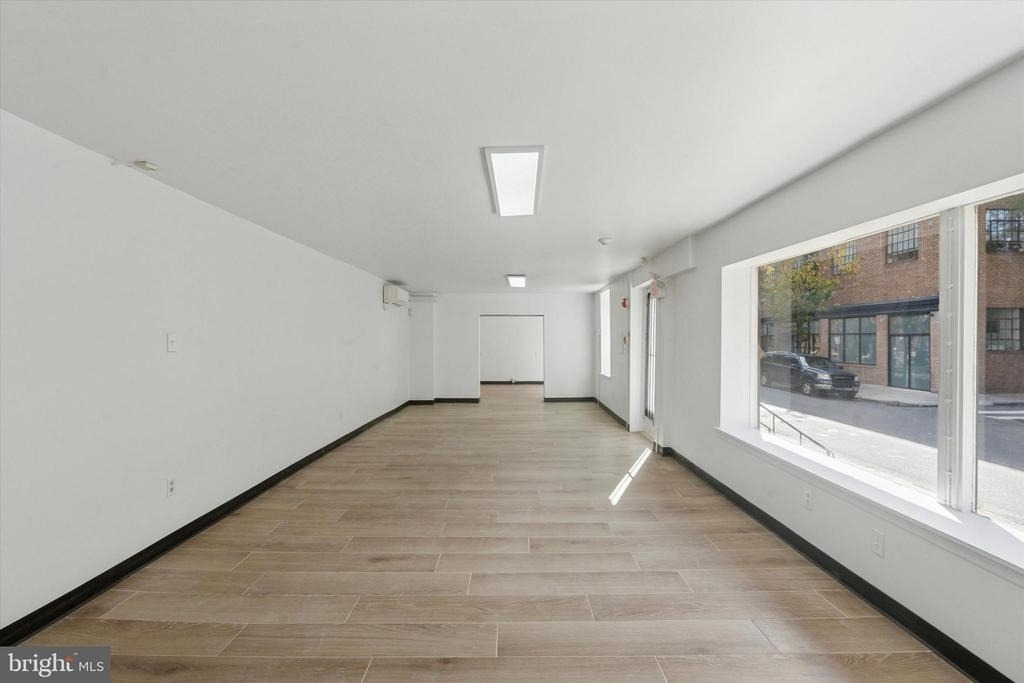 1538 Pine Street - Photo 1