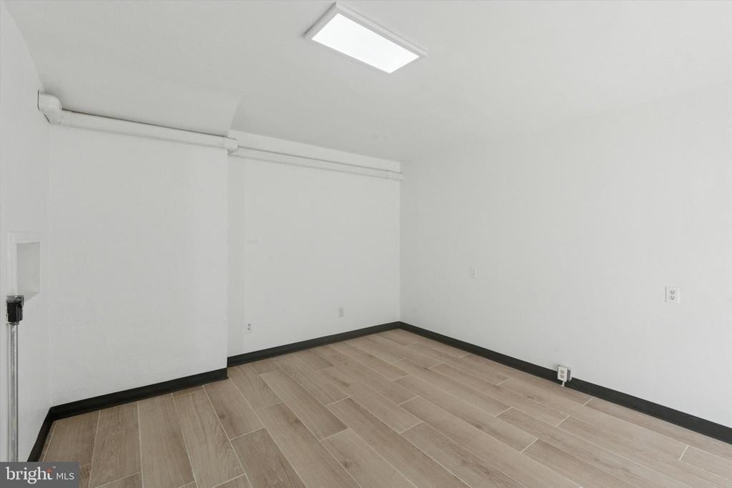 1538 Pine Street - Photo 8