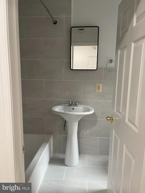 1715 South Street - Photo 10