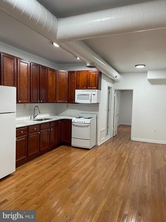 1715 South Street - Photo 5