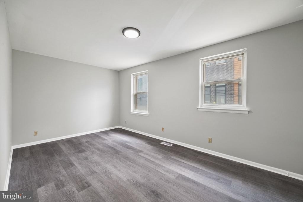 1221 Kater Street - Photo 23