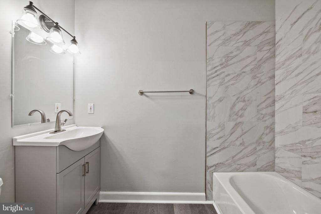 1221 Kater Street - Photo 16
