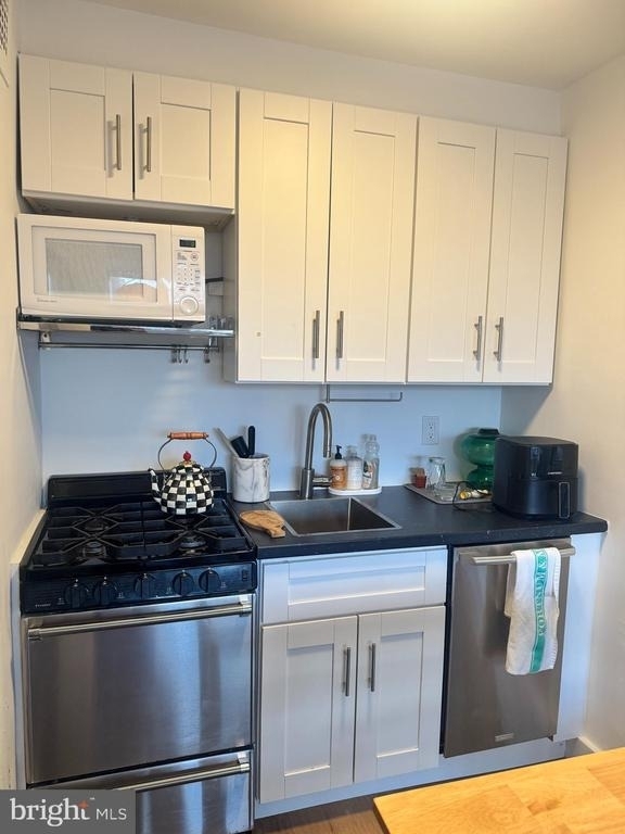 1806 Rittenhouse Square - Photo 4