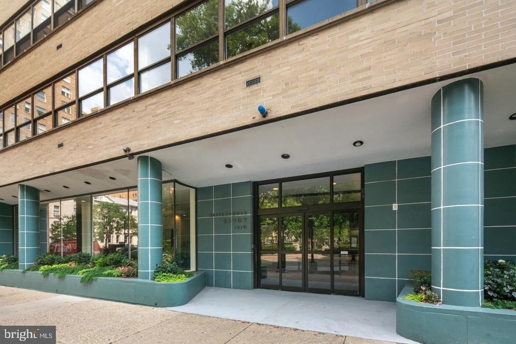 1806 Rittenhouse Square - Photo 16