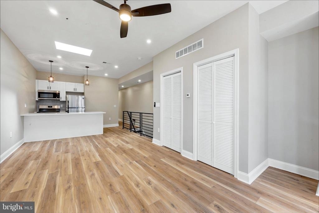 5853 Cedar Avenue - Photo 5