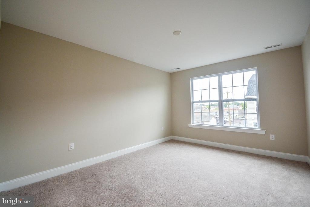22 N Cannon Avenue - Photo 11