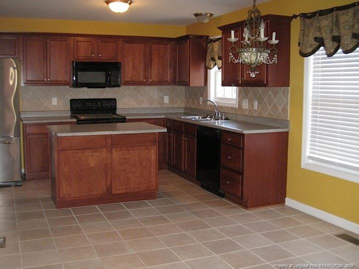 91 Union Circle - Photo 2