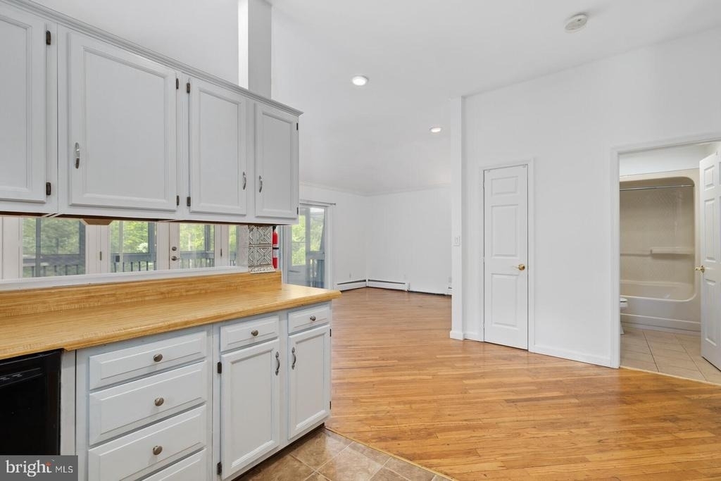 106 Mosher Road - Photo 6