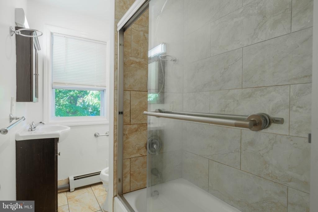 233 Park Lane - Photo 14