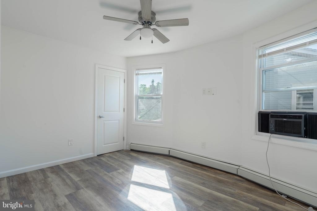 233 Park Lane - Photo 15
