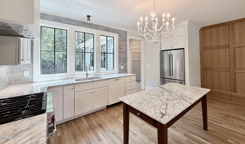 1709 F Street - Photo 9