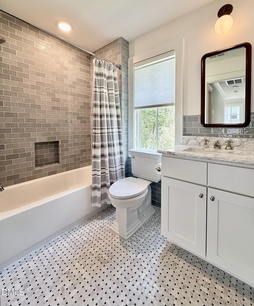 1709 F Street - Photo 31