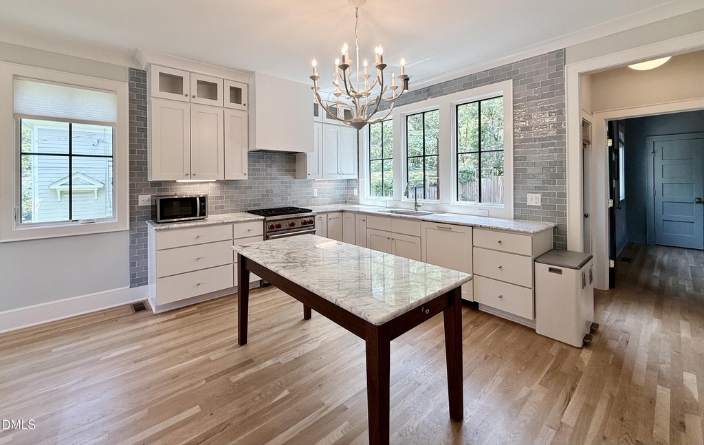 1709 F Street - Photo 7
