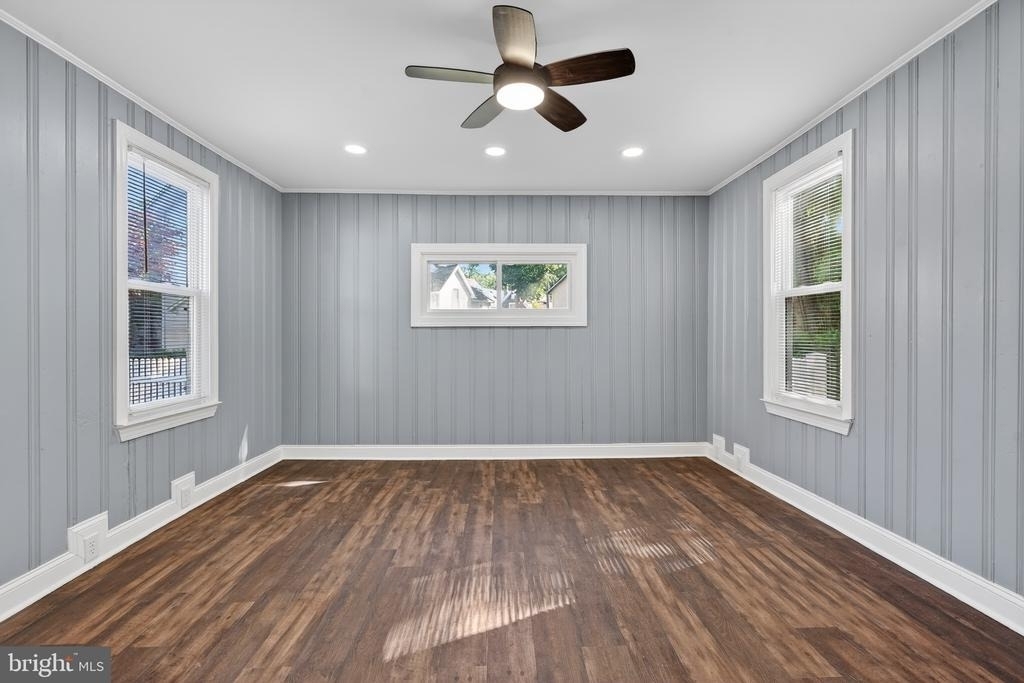 136 5th Avenue - Photo 5