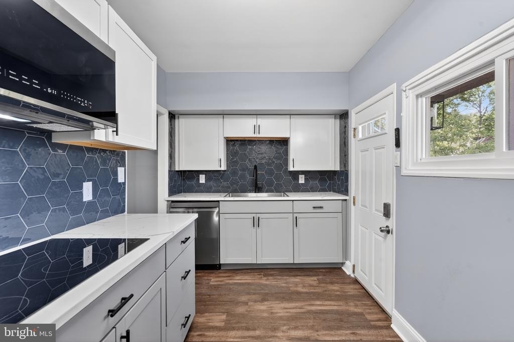 136 5th Avenue - Photo 13