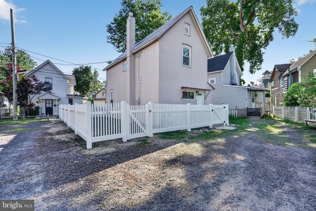 136 5th Avenue - Photo 1