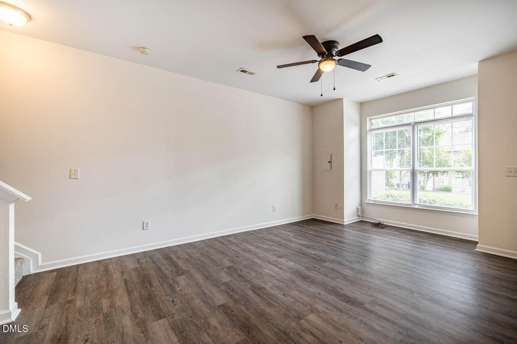 1211 Canyon Rock Court - Photo 5