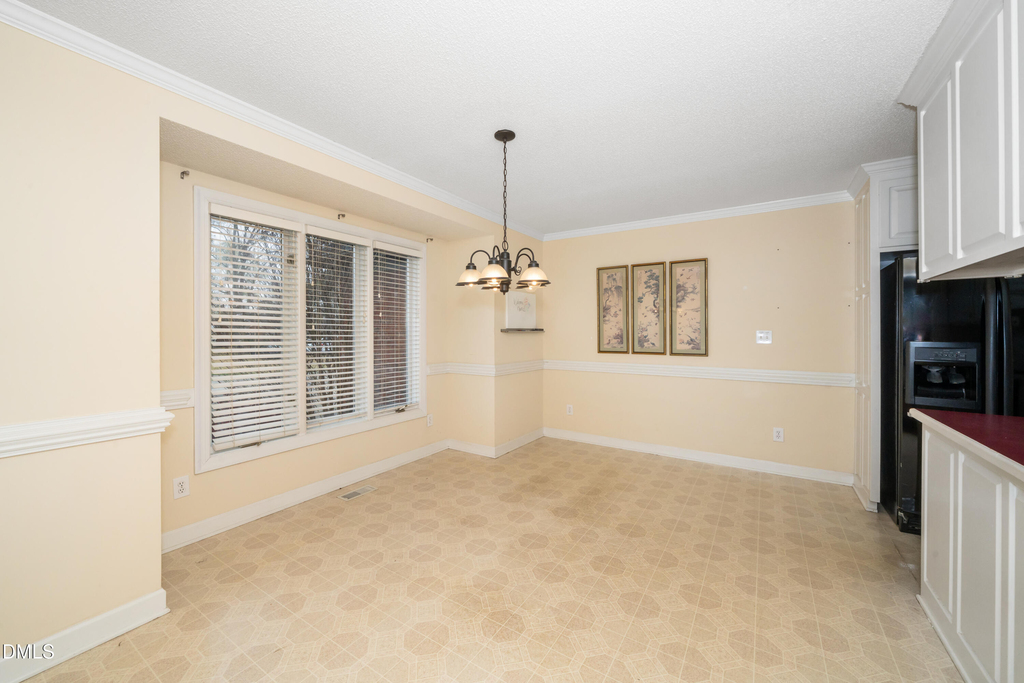 609 W Academy Street - Photo 3