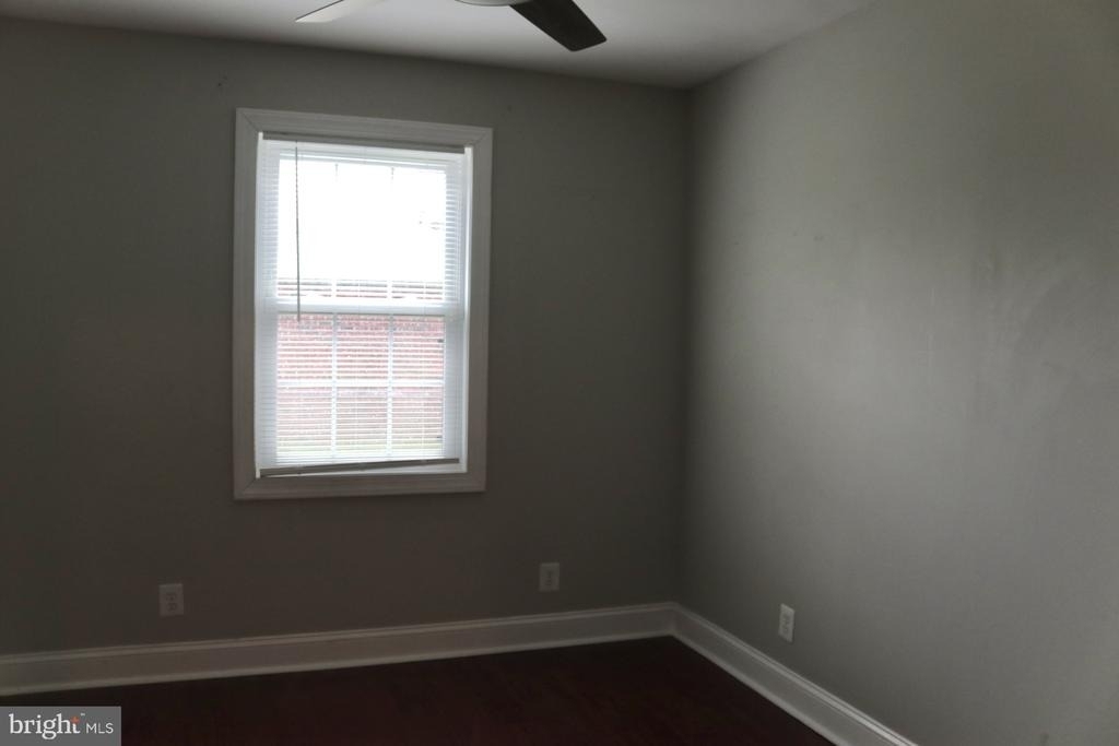 102 E Main Street - Photo 10