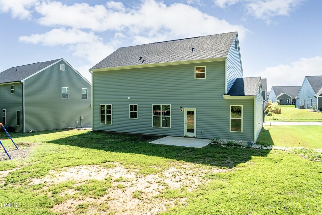 395 Oak Park Boulevard - Photo 13