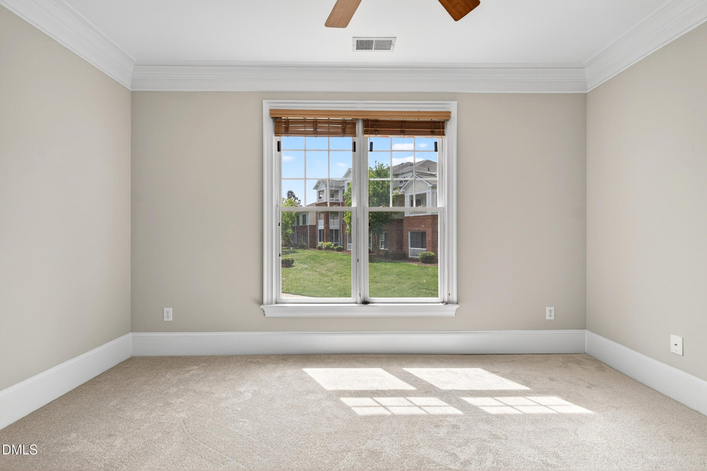 828 Waterford Lake Drive - Photo 6