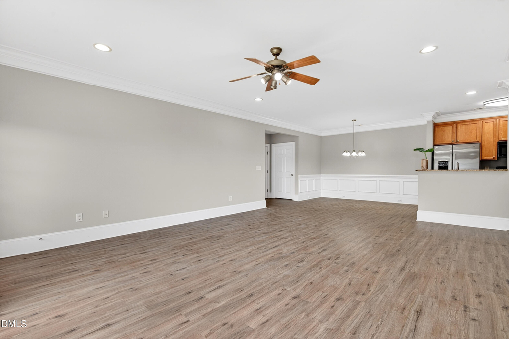 828 Waterford Lake Drive - Photo 16
