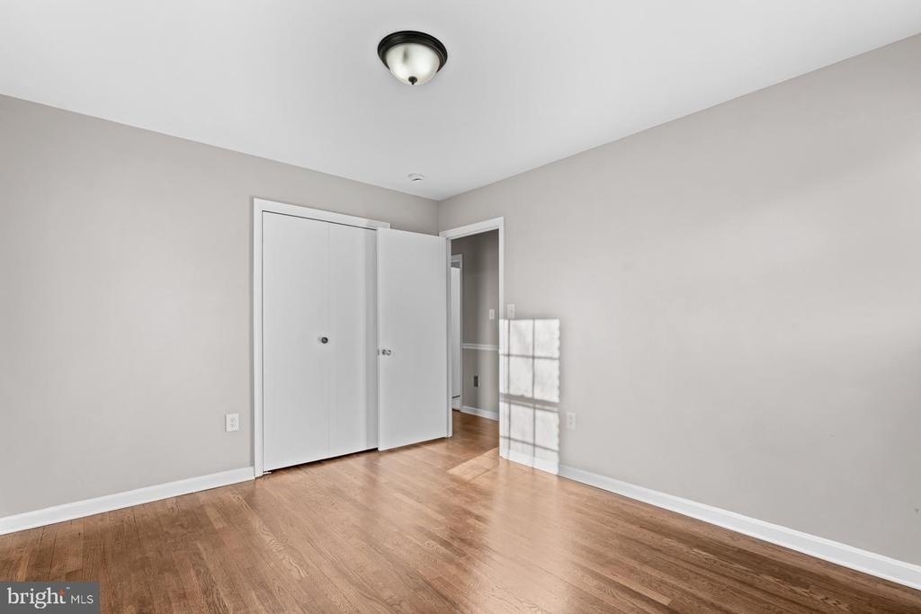11904 N Marlton Avenue - Photo 16