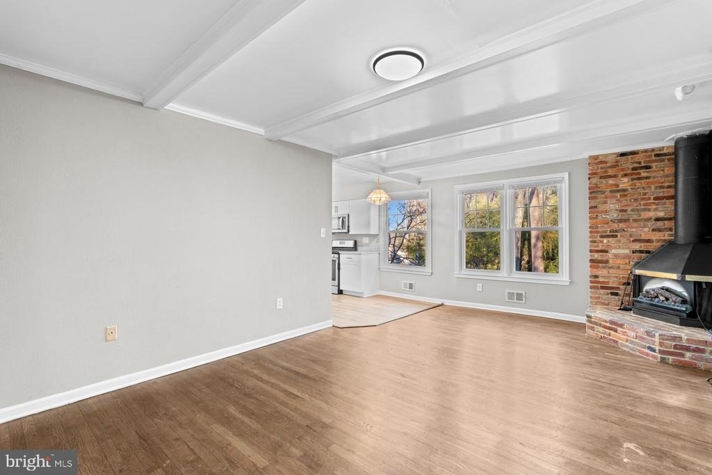 11904 N Marlton Avenue - Photo 15