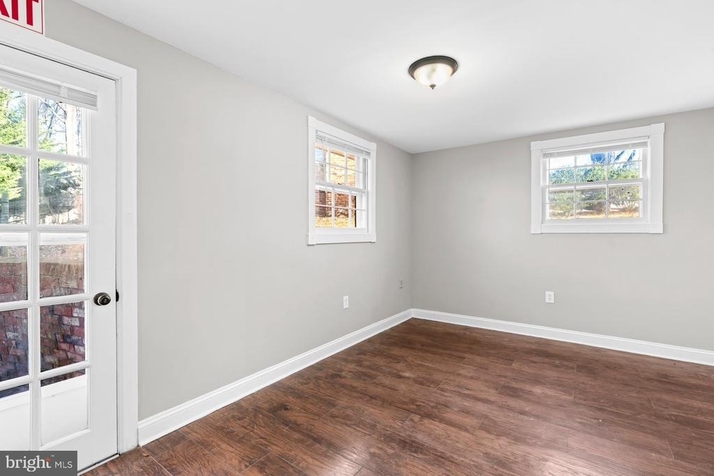 11904 N Marlton Avenue - Photo 10