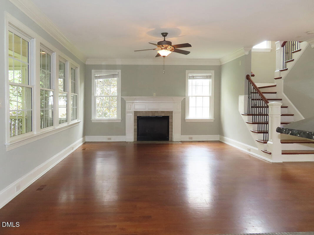 122 Edgewood Drive - Photo 5