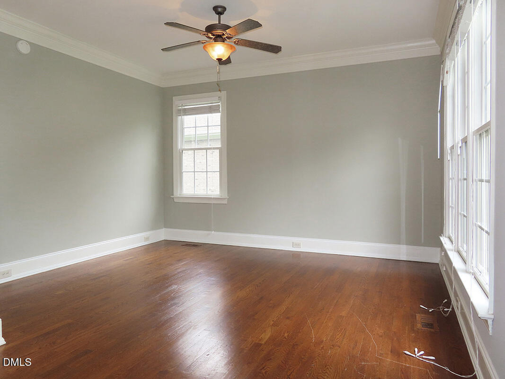 122 Edgewood Drive - Photo 1