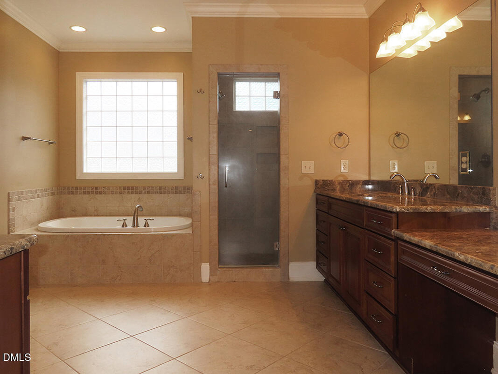 122 Edgewood Drive - Photo 11