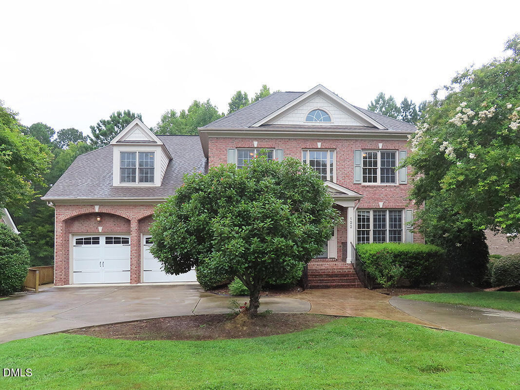 122 Edgewood Drive - Photo 0