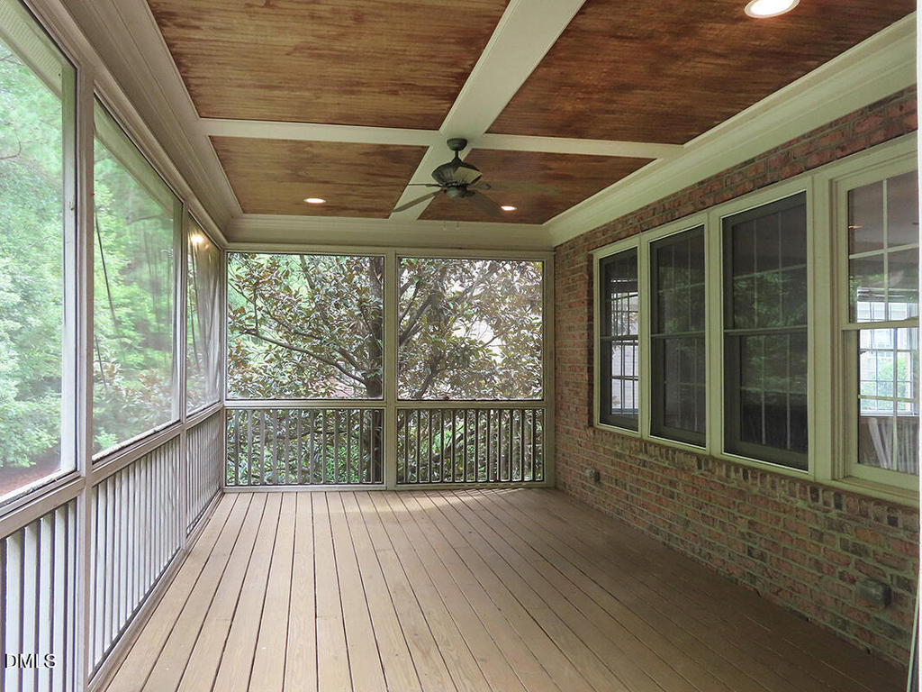 122 Edgewood Drive - Photo 24