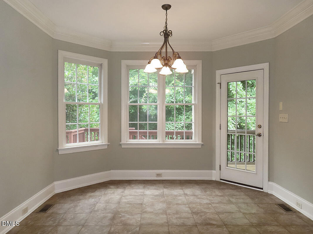 122 Edgewood Drive - Photo 9