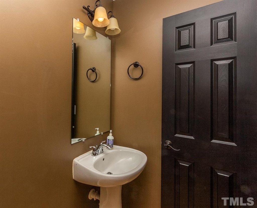 9128 Colony Village Lane - Photo 19