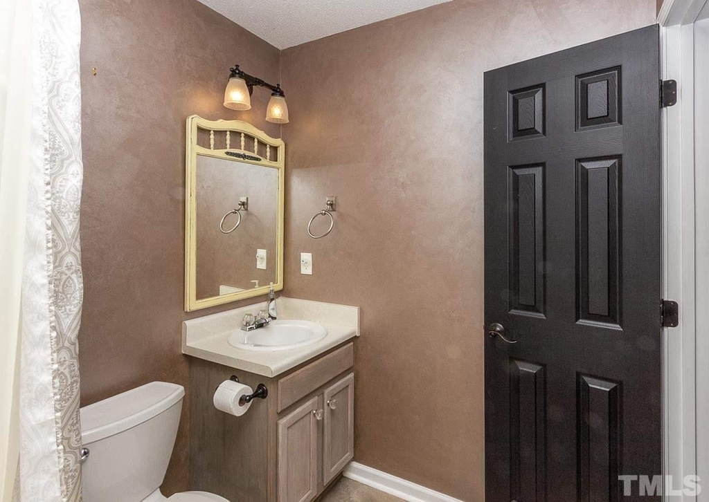 9128 Colony Village Lane - Photo 16