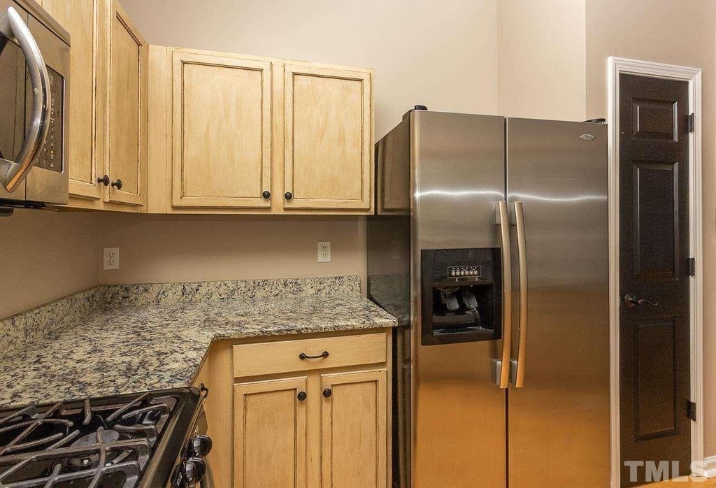 9128 Colony Village Lane - Photo 8