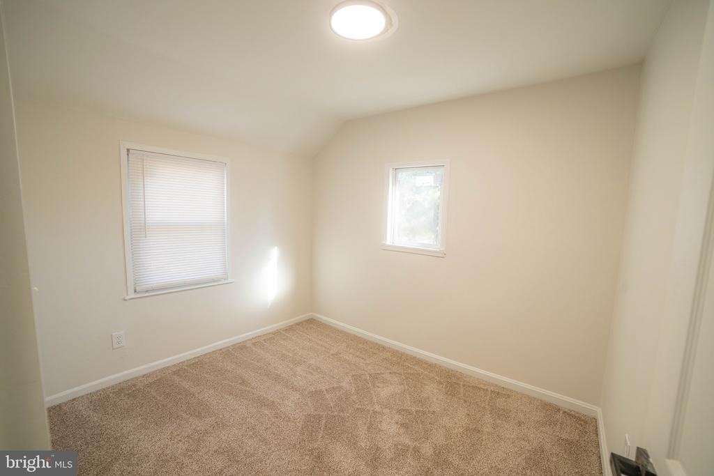 2409 Greeley Place - Photo 23