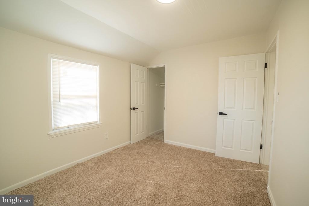 2409 Greeley Place - Photo 17