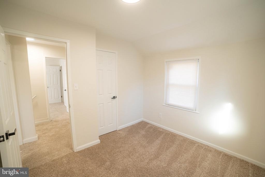 2409 Greeley Place - Photo 24