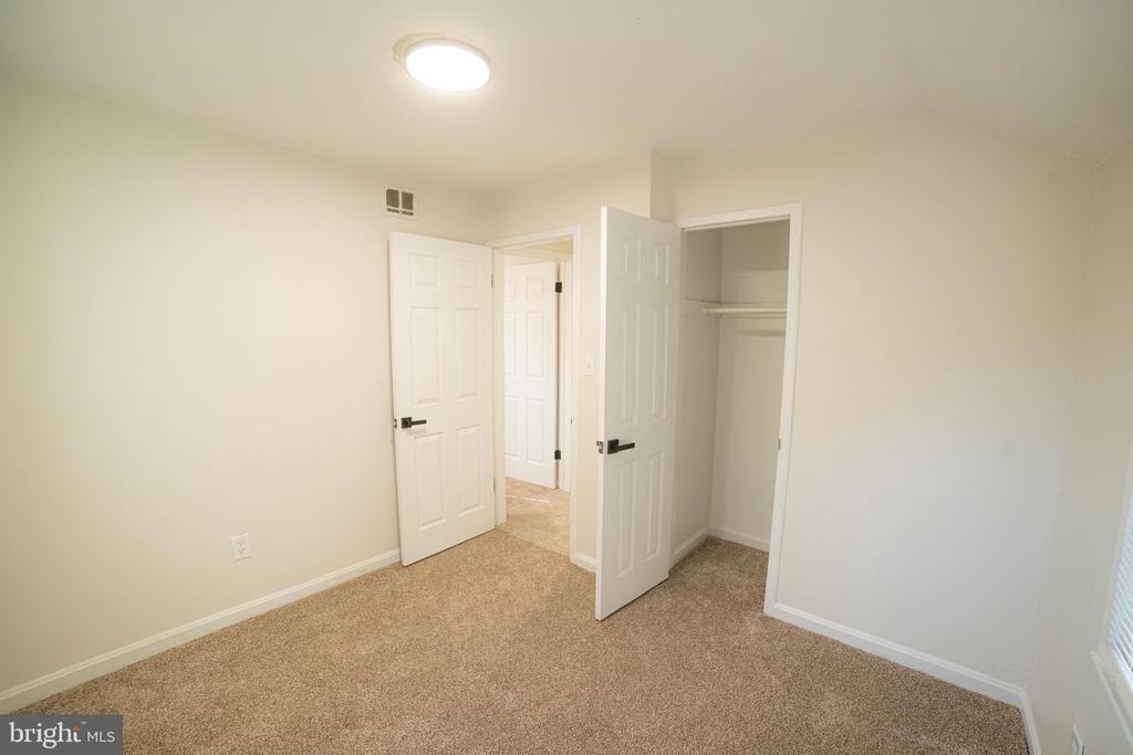 2409 Greeley Place - Photo 25