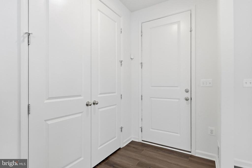 11907 Prospect View Avenue - Photo 1