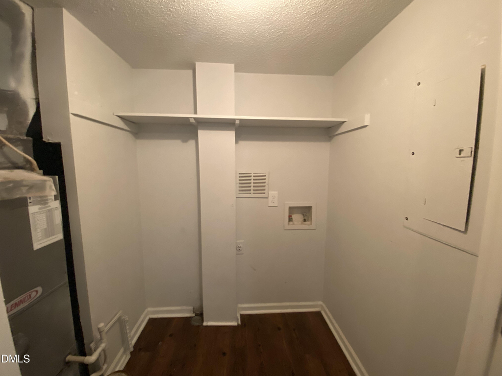 4036 Greenleaf Street - Photo 9