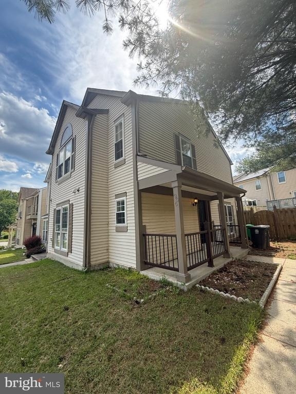 306 Hillside Terrace - Photo 0