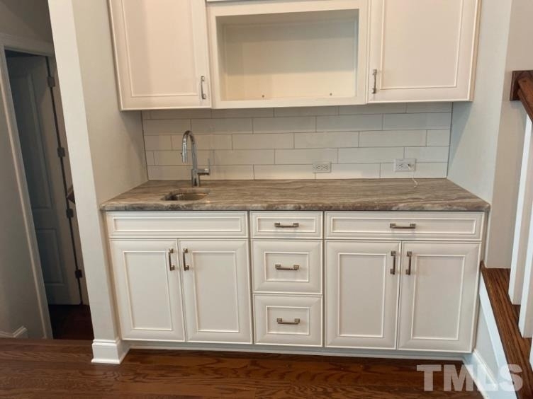 804 Bankston Woods Way - Photo 5
